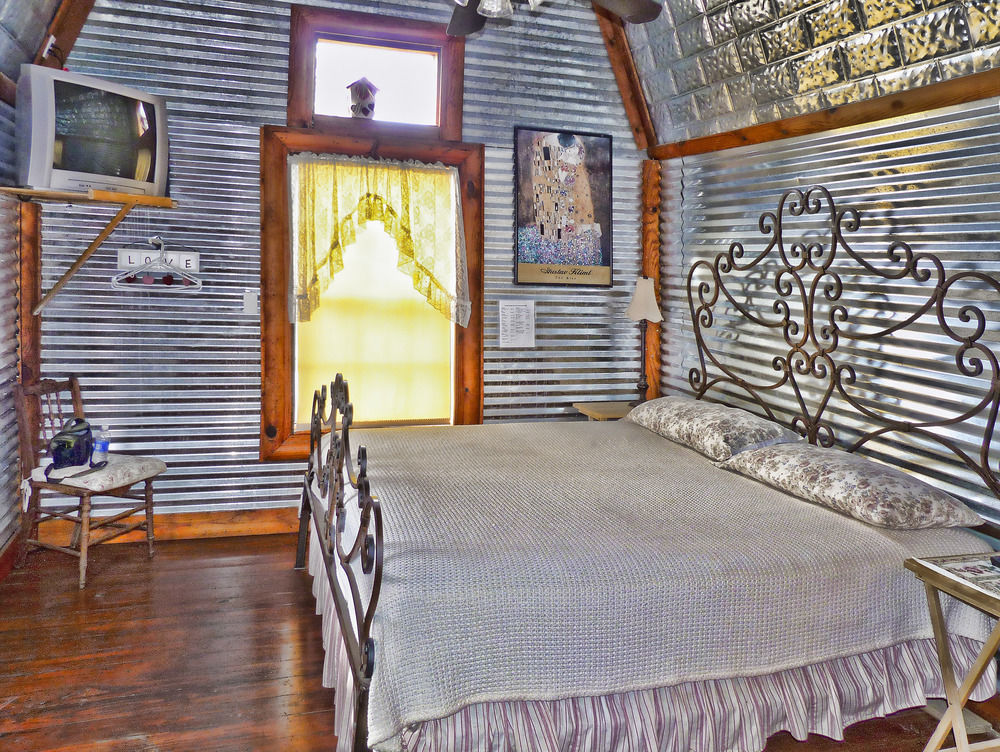 Top Of The Hill Rv Resort & Cabins Waring Esterno foto