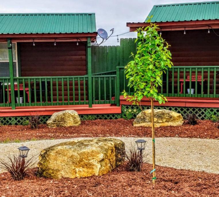 Top Of The Hill Rv Resort & Cabins Waring Esterno foto